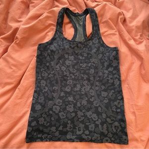 COPY - Lululemon ‘Swiftly’ tank
